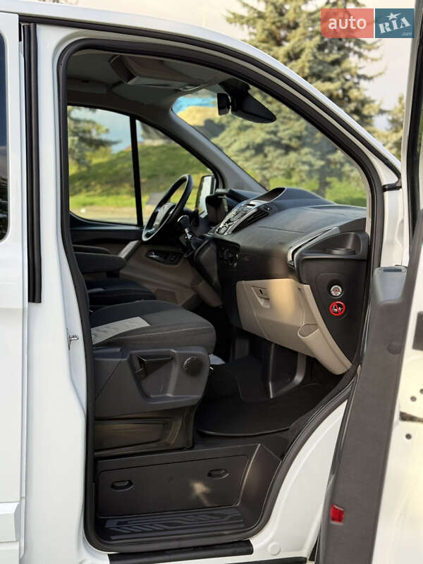 Мінівен Ford Transit Custom 2014 в Дубні