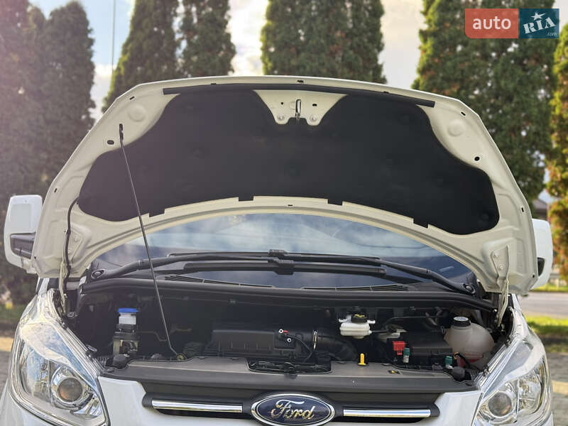 Мінівен Ford Transit Custom 2014 в Дубні
