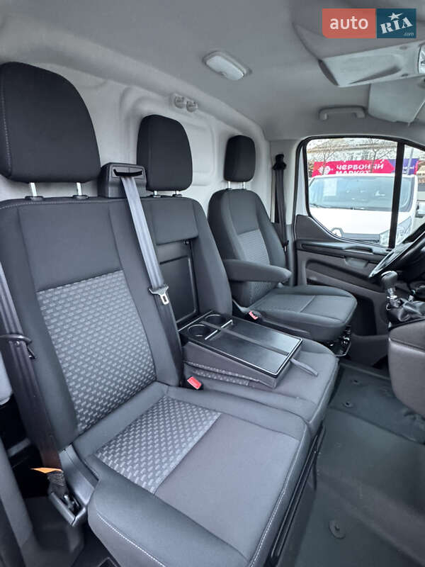 Грузовой фургон Ford Transit Custom 2022 в Киеве
