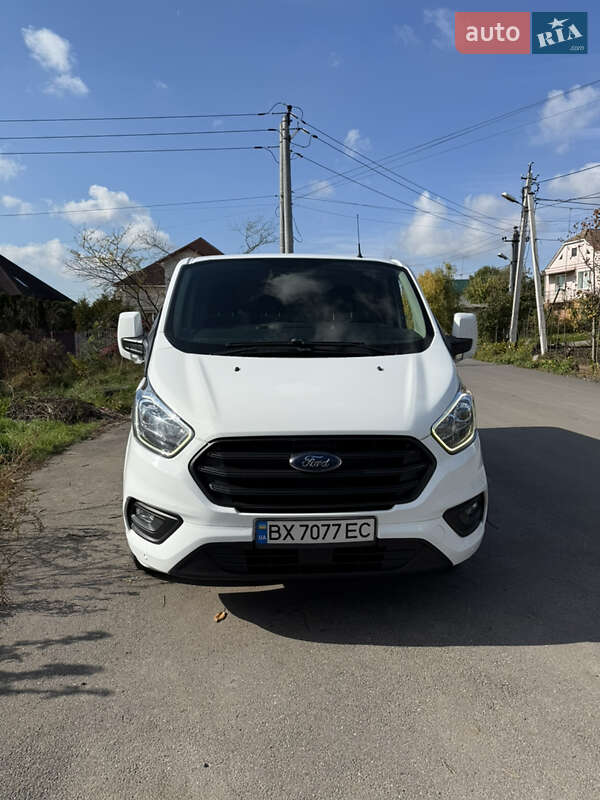 Грузовой фургон Ford Transit Custom 2018 в Хмельницком