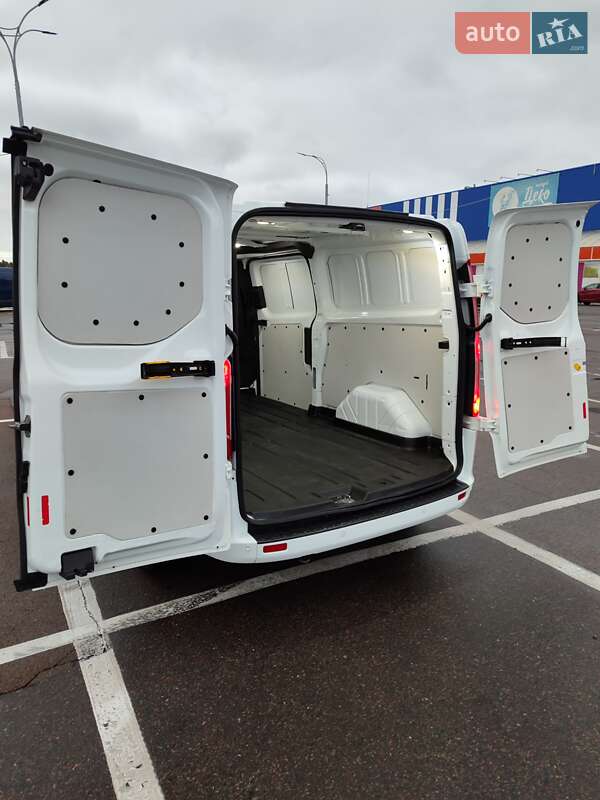 Грузовой фургон Ford Transit Custom 2018 в Киеве