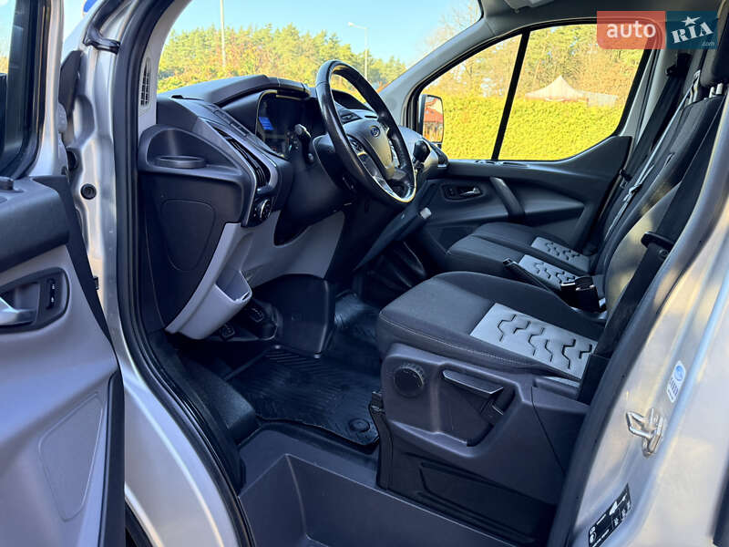 Грузовой фургон Ford Transit Custom 2017 в Львове