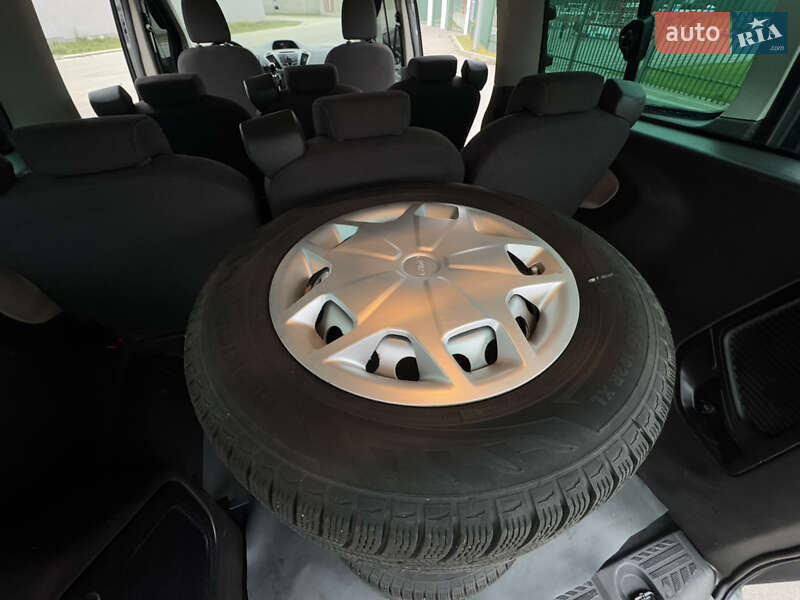 Мінівен Ford Transit Custom 2016 в Києві фото 64 Мінівен Ford Transit Custom 2016 в Києві