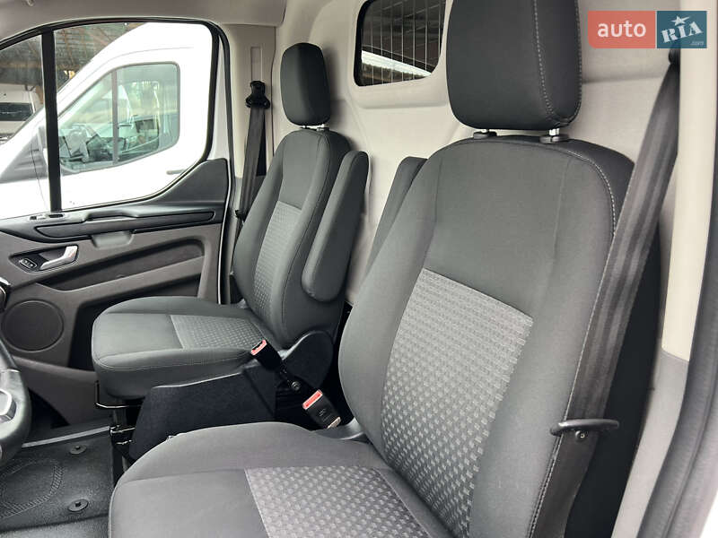 Вантажний фургон Ford Transit Custom 2020 в Вінниці
