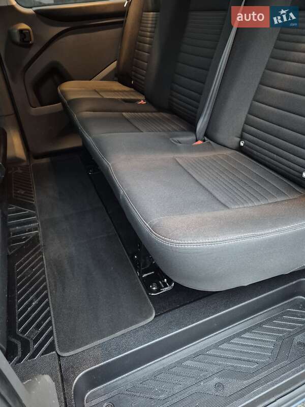 Минивэн Ford Transit Custom 2019 в Киеве фото 21 Минивэн Ford Transit Custom 2019 в Киеве