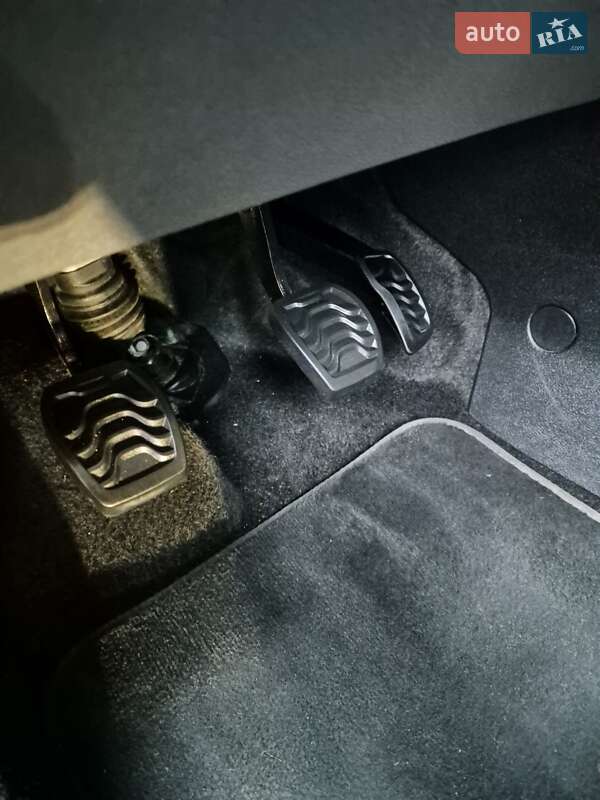 Минивэн Ford Transit Custom 2019 в Киеве фото 23 Минивэн Ford Transit Custom 2019 в Киеве