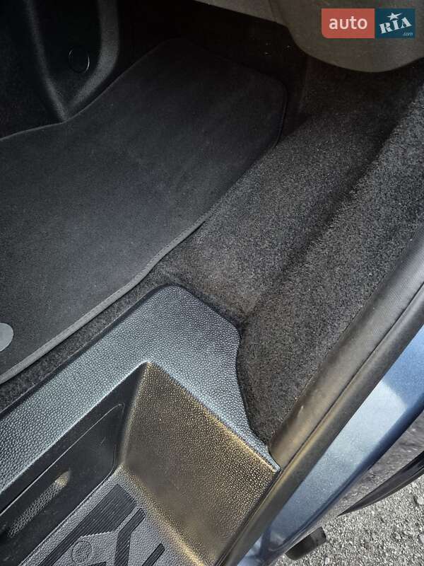 Минивэн Ford Transit Custom 2019 в Киеве фото 28 Минивэн Ford Transit Custom 2019 в Киеве