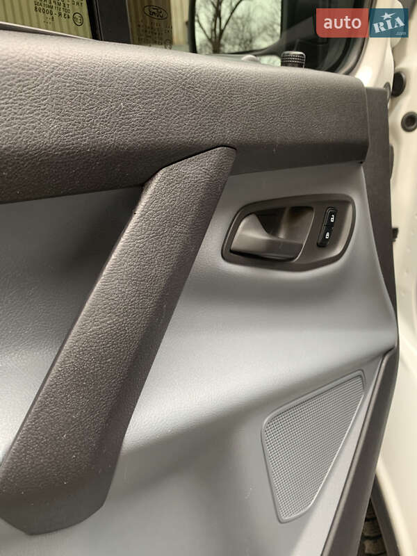 Грузовой фургон Ford Transit Custom 2015 в Львове фото 17 Грузовой фургон Ford Transit Custom 2015 в Львове