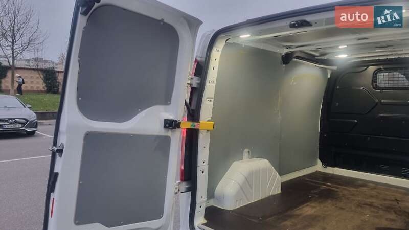 Мікроавтобус вантажний (до 3,5т) Ford Transit Custom 2021 в Києві фото 36 Мікроавтобус вантажний (до 3,5т) Ford Transit Custom 2021 в Києві