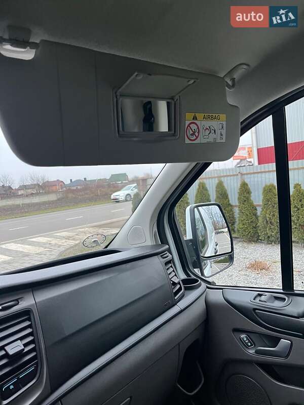 Вантажний фургон Ford Transit Custom 2020 в Луцьку