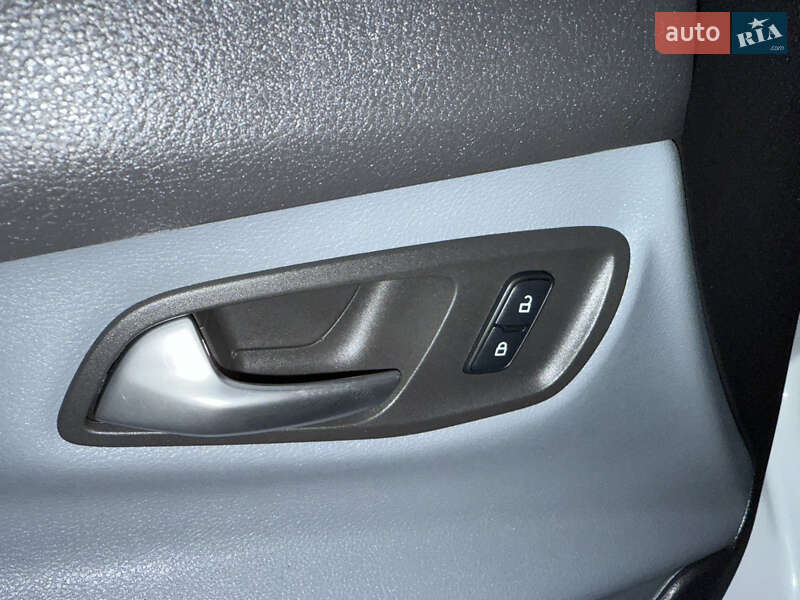 Мінівен Ford Transit Custom 2016 в Луцьку фото 45 Мінівен Ford Transit Custom 2016 в Луцьку