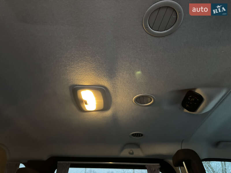 Мінівен Ford Transit Custom 2017 в Львові фото 28 Мінівен Ford Transit Custom 2017 в Львові