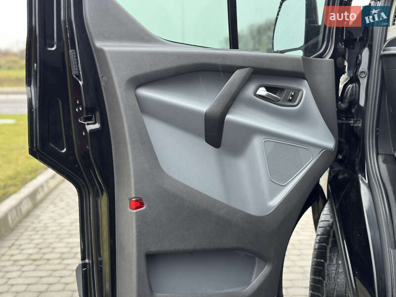 Мінівен Ford Transit Custom 2017 в Львові фото 43 Мінівен Ford Transit Custom 2017 в Львові