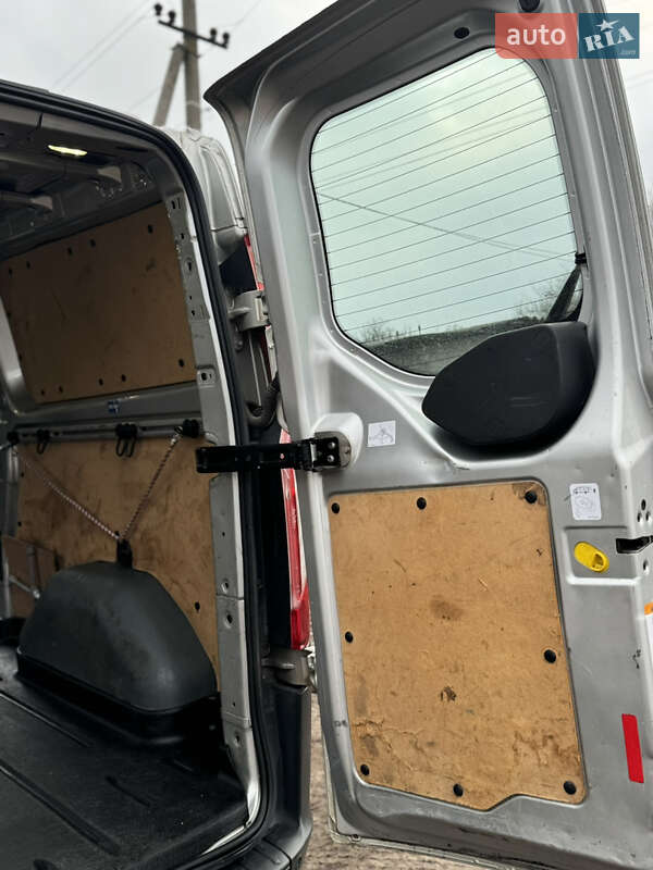 Вантажний фургон Ford Transit Custom 2015 в Царичанці