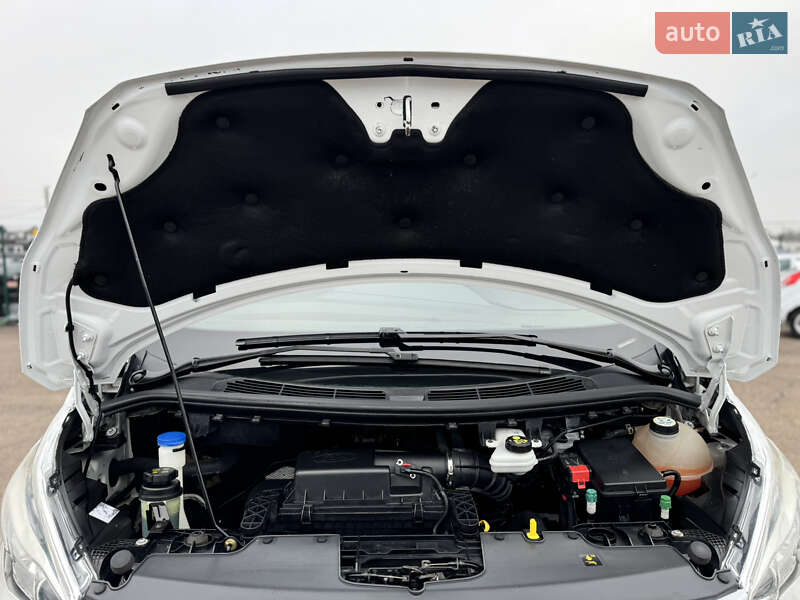 Минивэн Ford Transit Custom 2015 в Киеве фото 97 Минивэн Ford Transit Custom 2015 в Киеве