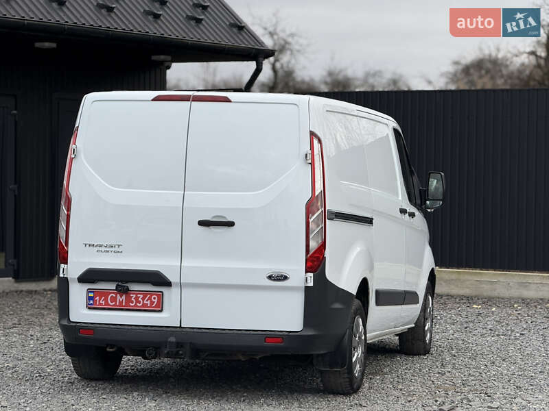 Вантажний фургон Ford Transit Custom 2015 в Дрогобичі