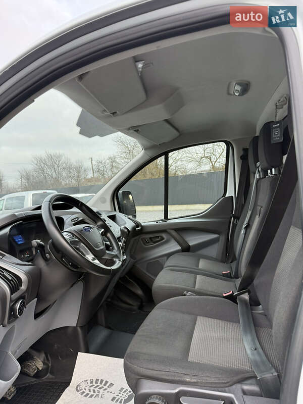 Грузовой фургон Ford Transit Custom 2015 в Дрогобыче