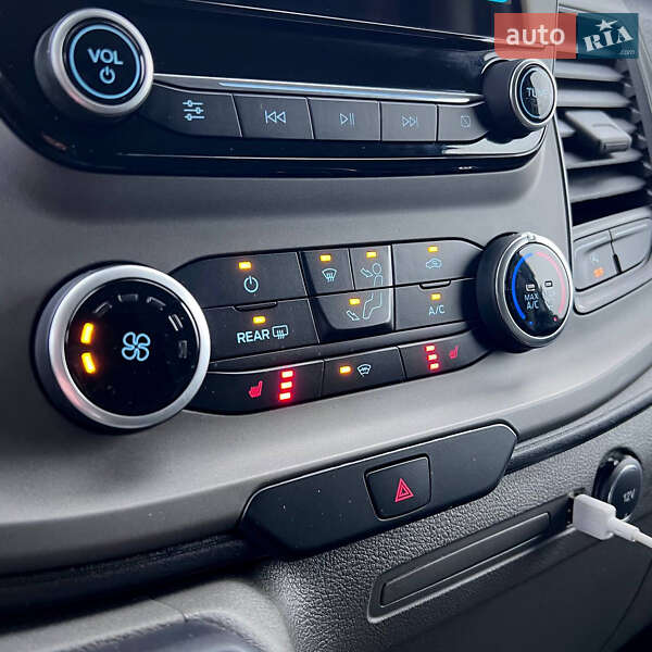 Вантажний фургон Ford Transit Custom 2019 в Києві фото 35 Вантажний фургон Ford Transit Custom 2019 в Києві