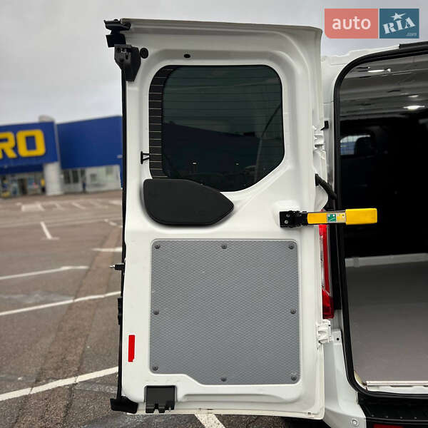 Вантажний фургон Ford Transit Custom 2019 в Києві фото 47 Вантажний фургон Ford Transit Custom 2019 в Києві