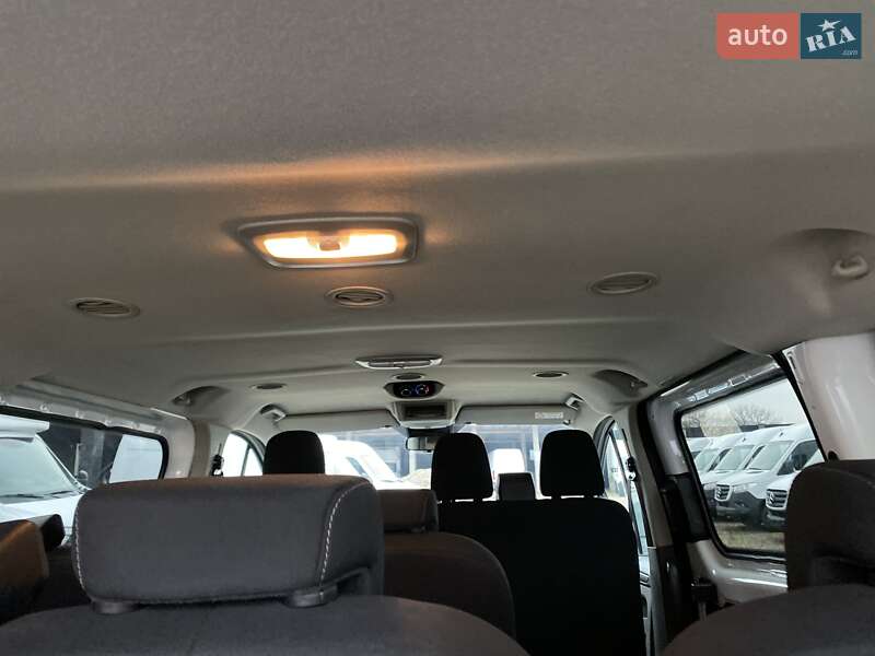 Минивэн Ford Transit Custom 2021 в Хусте фото 30 Минивэн Ford Transit Custom 2021 в Хусте