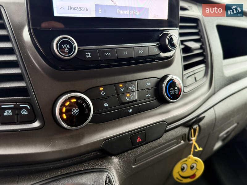 Вантажний фургон Ford Transit Custom 2020 в Луцьку