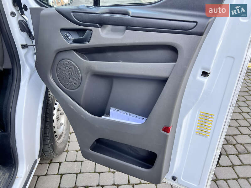 Мікроавтобус вантажний (до 3,5т) Ford Transit Custom 2019 в Мукачевому фото 16 Мікроавтобус вантажний (до 3,5т) Ford Transit Custom 2019 в Мукачевому