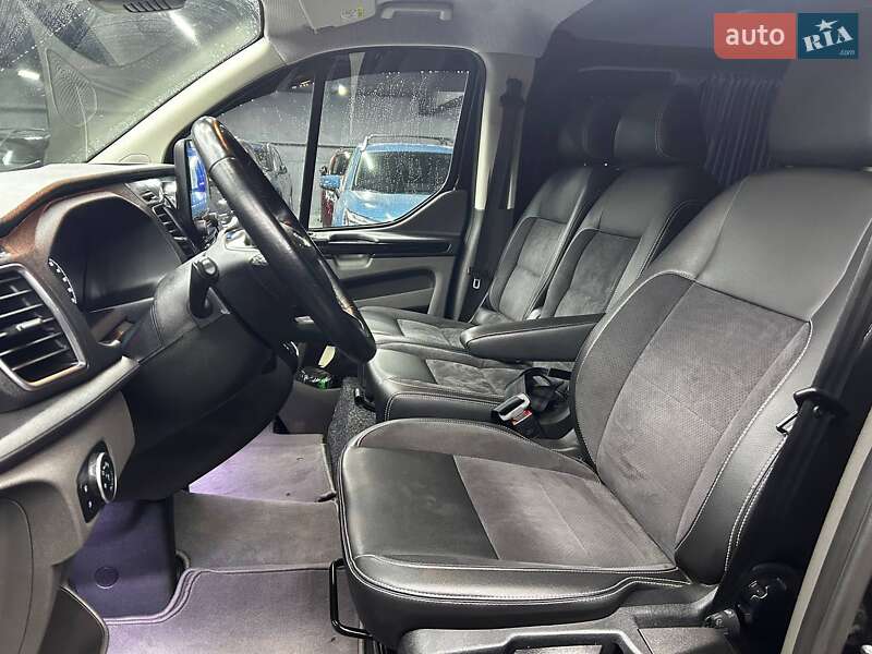 Мінівен Ford Transit Custom 2021 в Чернівцях
