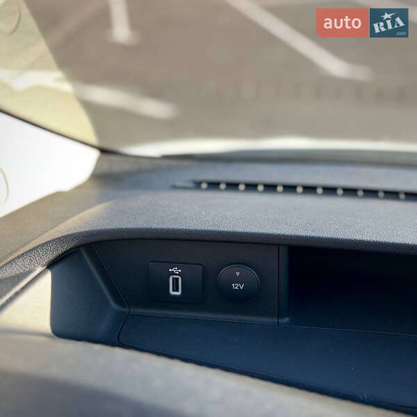 Грузовой фургон Ford Transit Custom 2019 в Киеве фото 40 Грузовой фургон Ford Transit Custom 2019 в Киеве