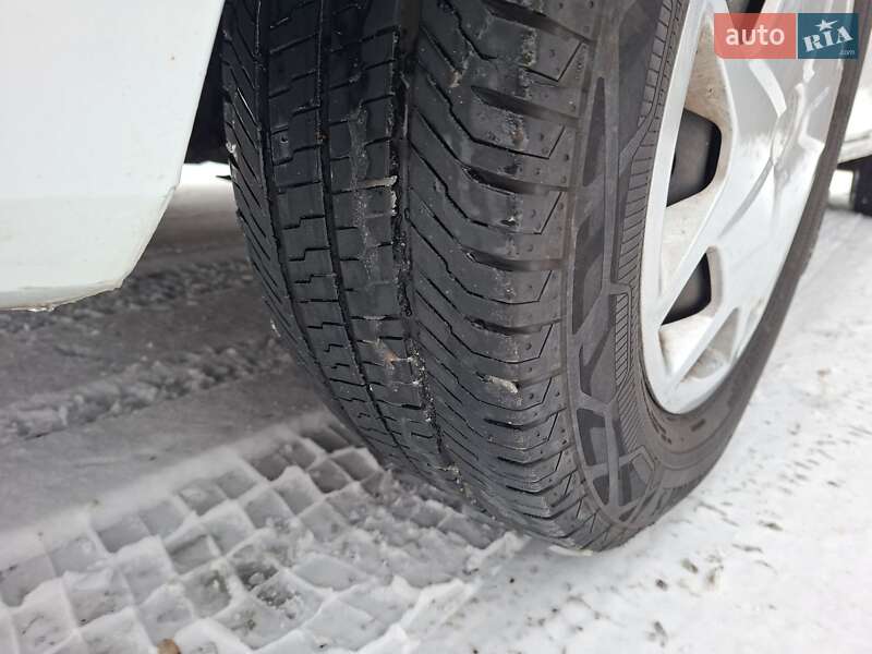 Вантажний фургон Ford Transit Custom 2016 в Рівному