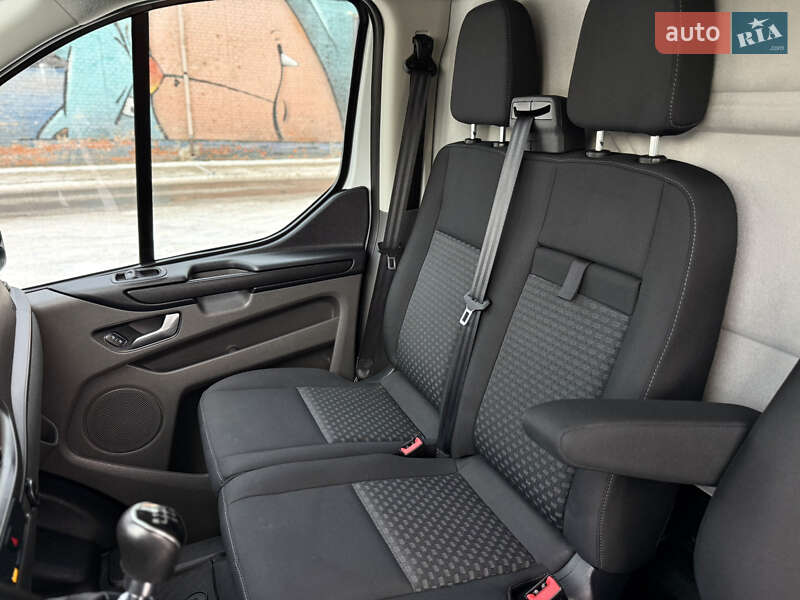 Грузовой фургон Ford Transit Custom 2020 в Луцке