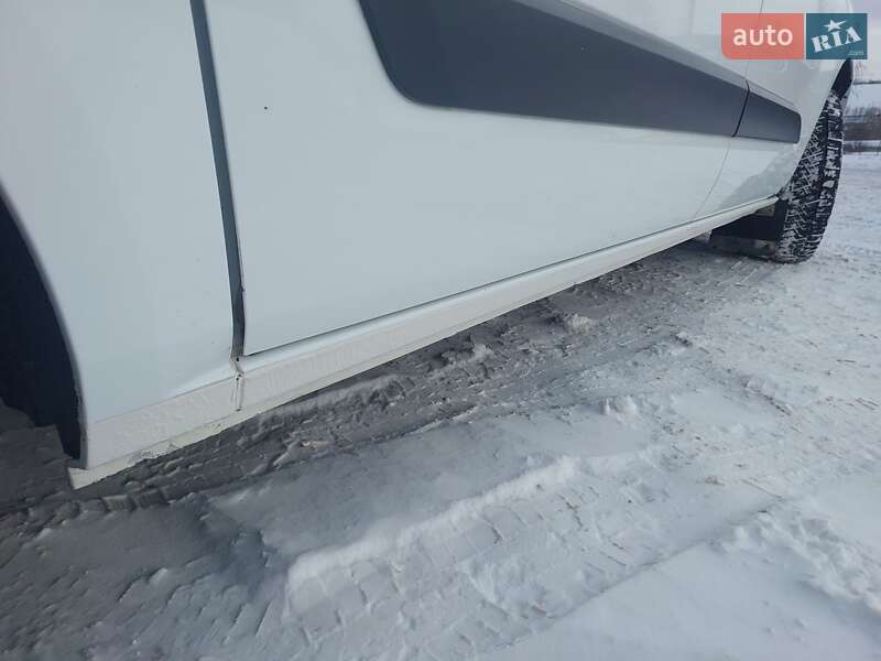 Грузовой фургон Ford Transit Custom 2015 в Андреевке