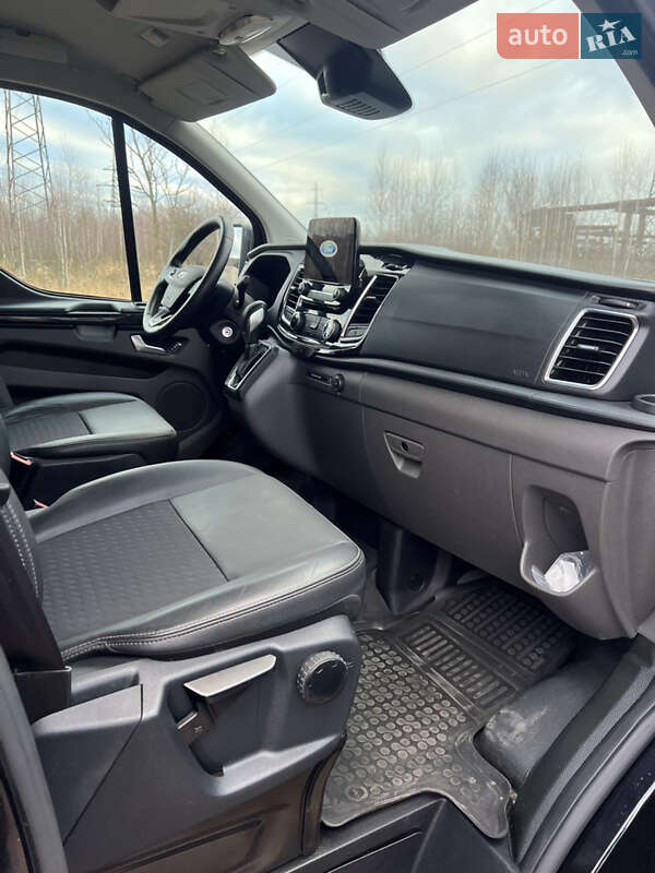 Грузовой фургон Ford Transit Custom 2020 в Калуше