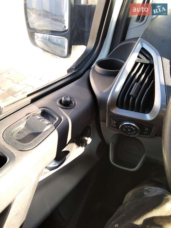 Мікроавтобус вантажний (до 3,5т) Ford Transit Custom 2017 в Кривому Розі фото 12 Мікроавтобус вантажний (до 3,5т) Ford Transit Custom 2017 в Кривому Розі