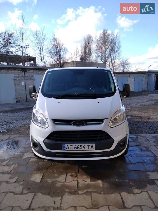 Мікроавтобус вантажний (до 3,5т) Ford Transit Custom 2017 в Кривому Розі фото 19 Мікроавтобус вантажний (до 3,5т) Ford Transit Custom 2017 в Кривому Розі