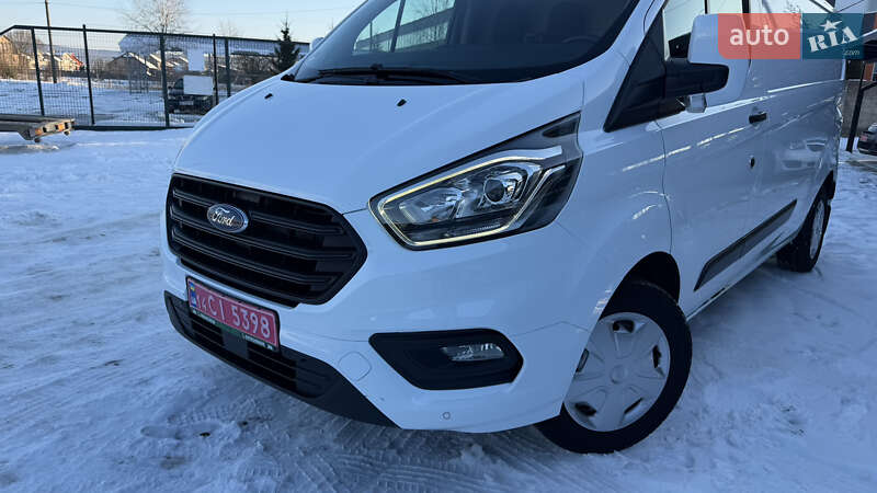 Вантажний фургон Ford Transit Custom 2021 в Калуші