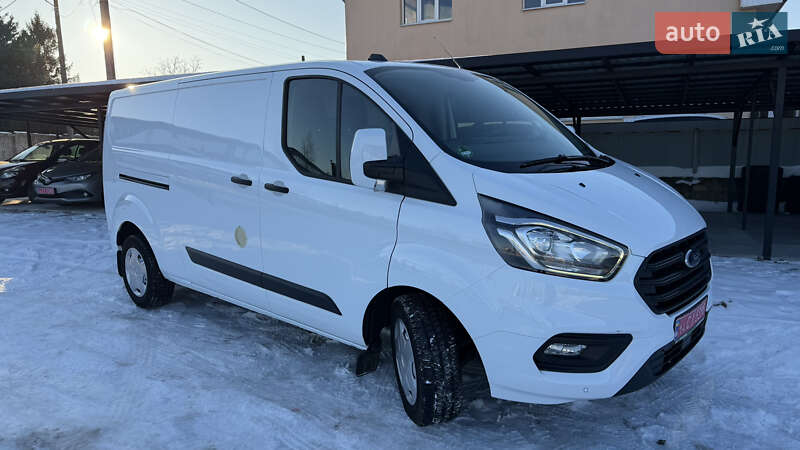 Вантажний фургон Ford Transit Custom 2021 в Калуші