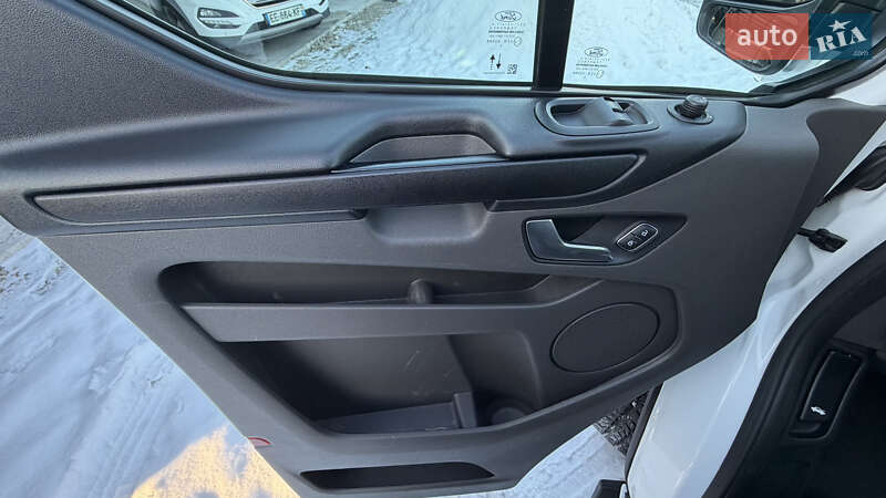 Вантажний фургон Ford Transit Custom 2021 в Калуші