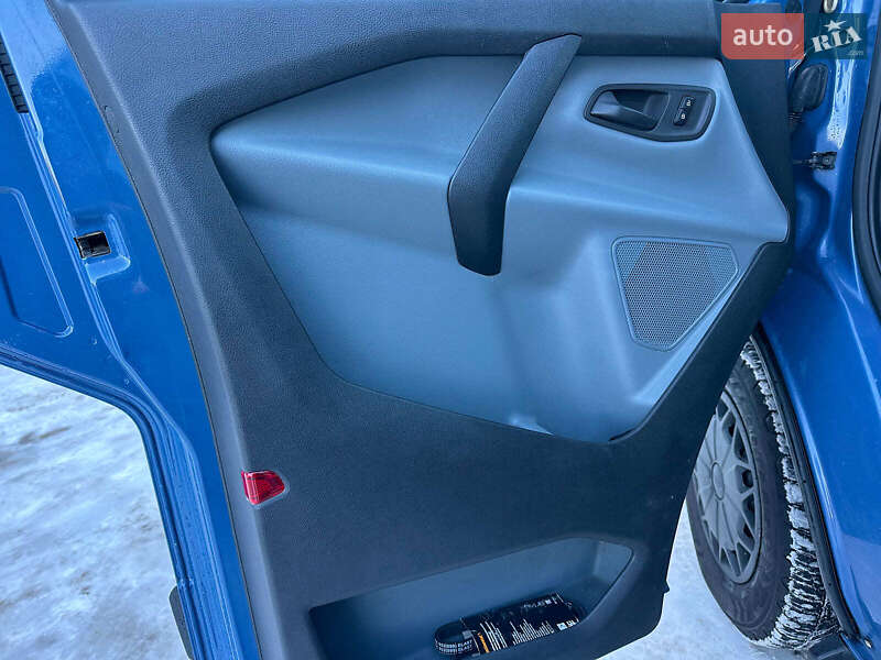 Мінівен Ford Transit Custom 2012 в Львові