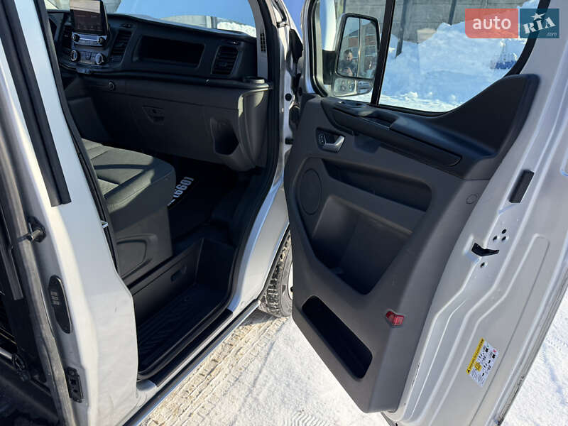 Грузовой фургон Ford Transit Custom 2019 в Ровно фото 31 Грузовой фургон Ford Transit Custom 2019 в Ровно
