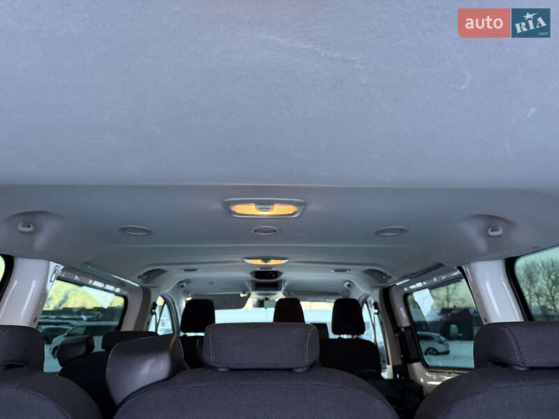Минивэн Ford Transit Custom 2016 в Луцке