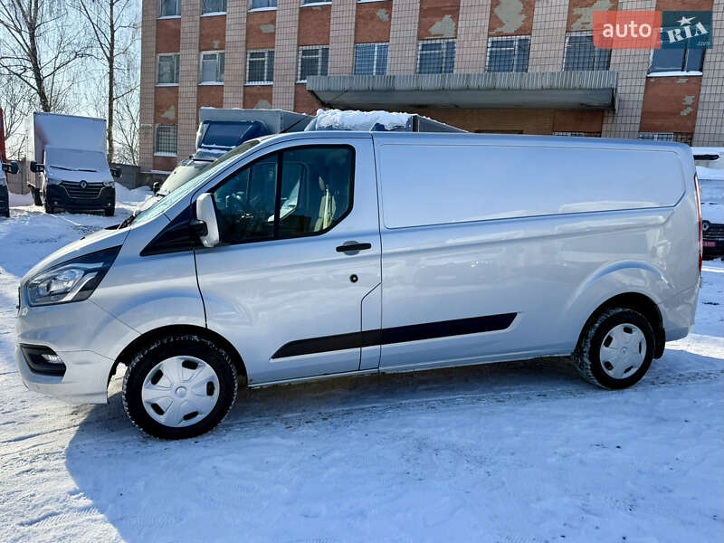 Вантажний фургон Ford Transit Custom 2019 в Рівному