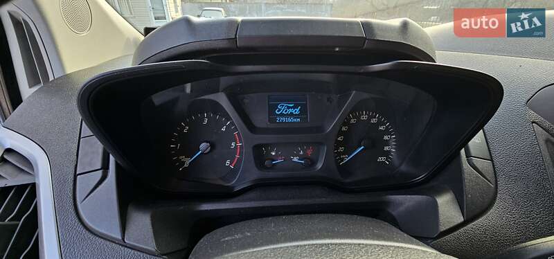 Вантажний фургон Ford Transit Custom 2015 в Запоріжжі