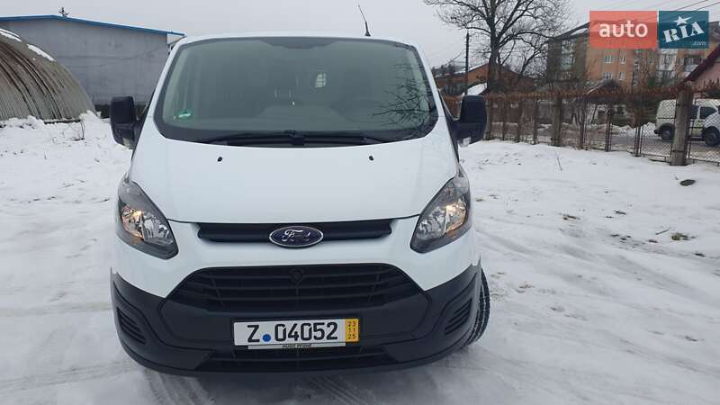 Вантажний фургон Ford Transit Custom 2014 в Калуші