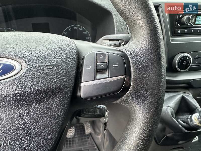 Мінівен Ford Transit Custom 2018 в Києві