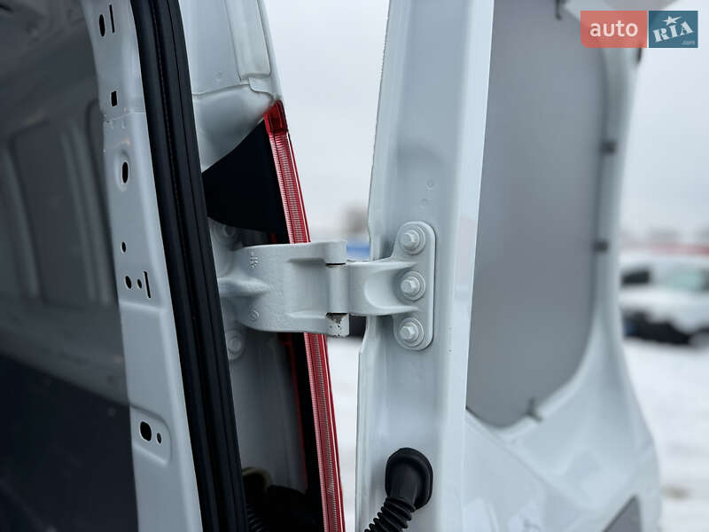 Грузовой фургон Ford Transit Custom 2021 в Киеве фото 46 Грузовой фургон Ford Transit Custom 2021 в Киеве