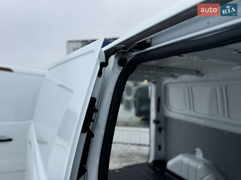 Грузовой фургон Ford Transit Custom 2021 в Киеве фото 55 Грузовой фургон Ford Transit Custom 2021 в Киеве