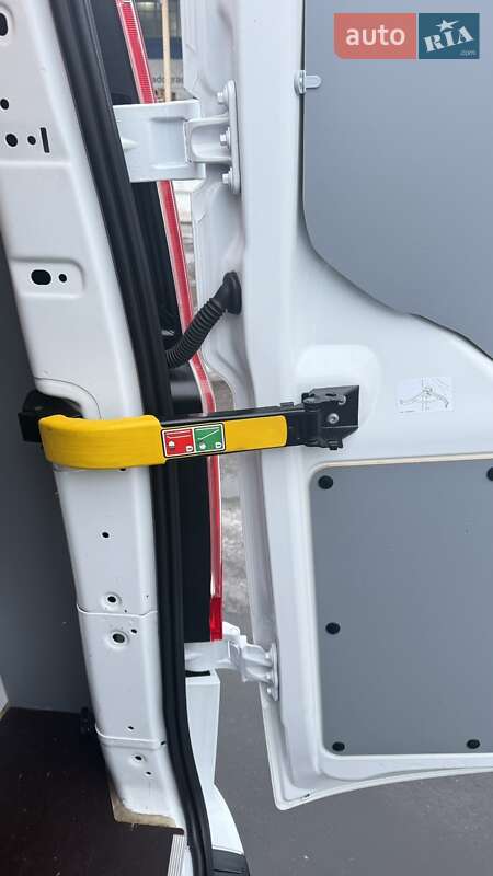 Микроавтобус грузовой (до 3,5т) Ford Transit Custom 2022 в Луцке фото 20 Микроавтобус грузовой (до 3,5т) Ford Transit Custom 2022 в Луцке