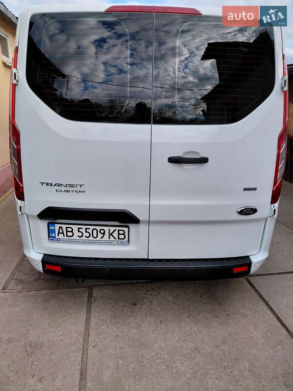 Минивэн Ford Transit Custom 2018 в Братском фото 5 Минивэн Ford Transit Custom 2018 в Братском