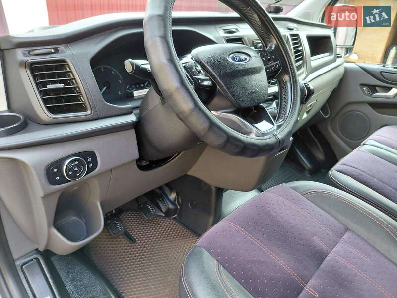 Минивэн Ford Transit Custom 2018 в Братском фото 14 Минивэн Ford Transit Custom 2018 в Братском
