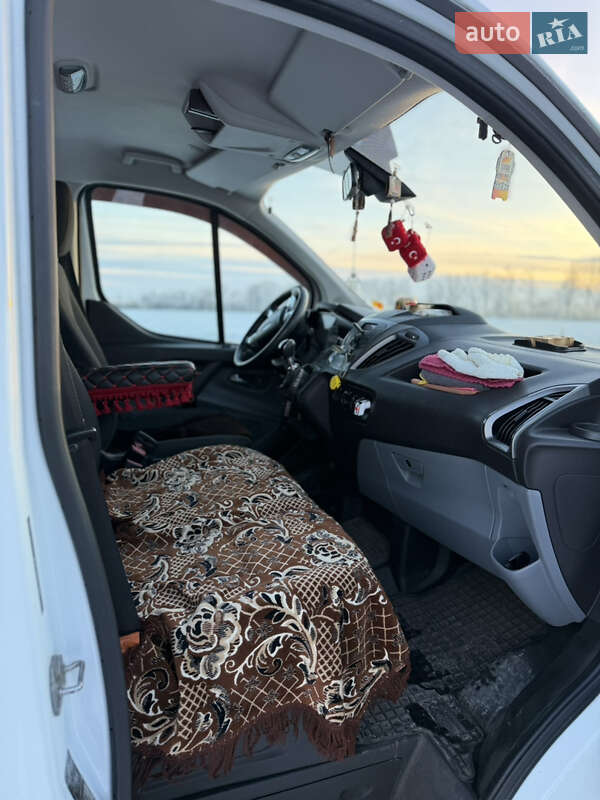 Мінівен Ford Transit Custom 2015 в Смоліному